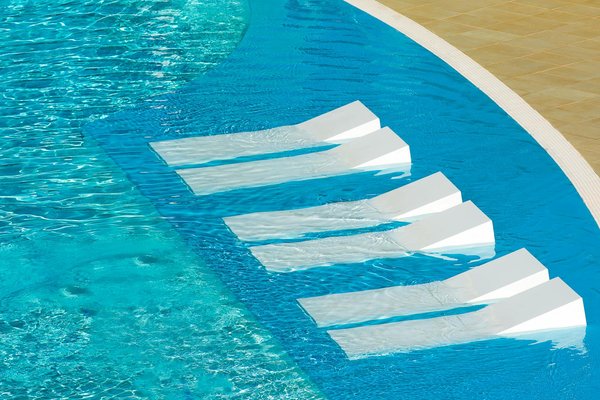 Les meilleures solutions pour préserver vos meubles de l'eau